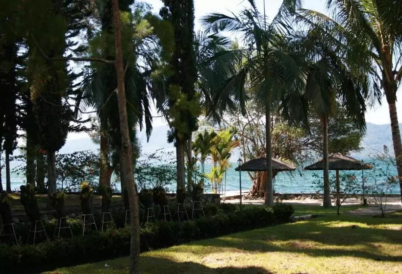 Hotelli Pandu Lakeside  Tuktuk