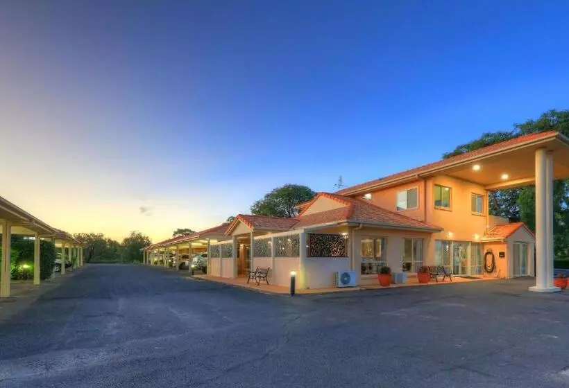 Motelli Country Roads Motor Inn