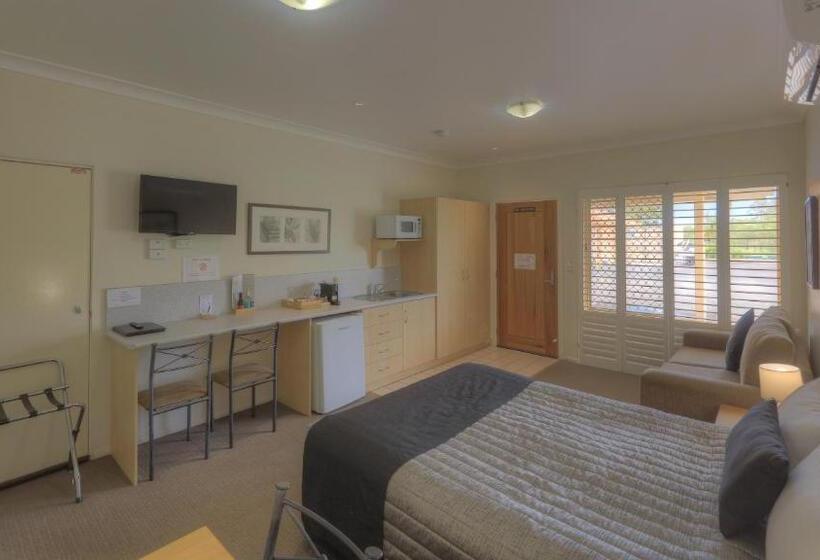 汽车旅馆 Country Roads Motor Inn