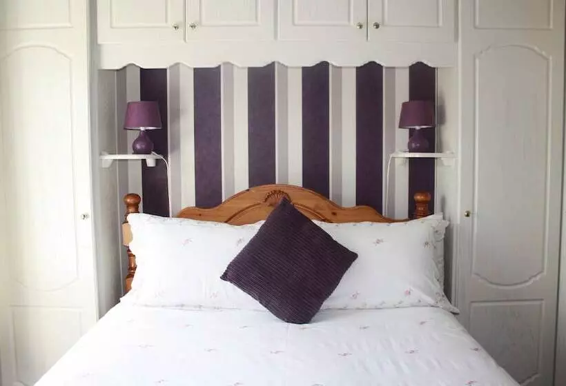 Seamount House B&b