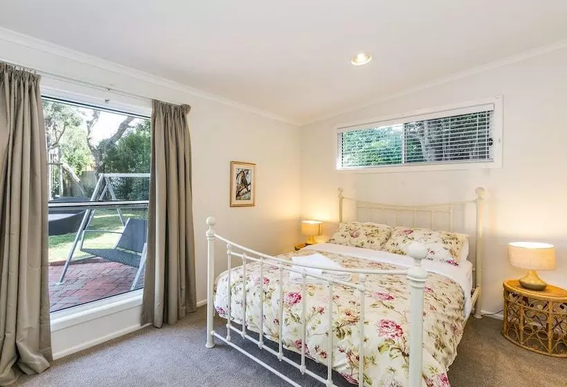 Beachfront Cottages Torquay