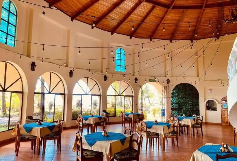 Hotelli Delfin Playa Bejuco