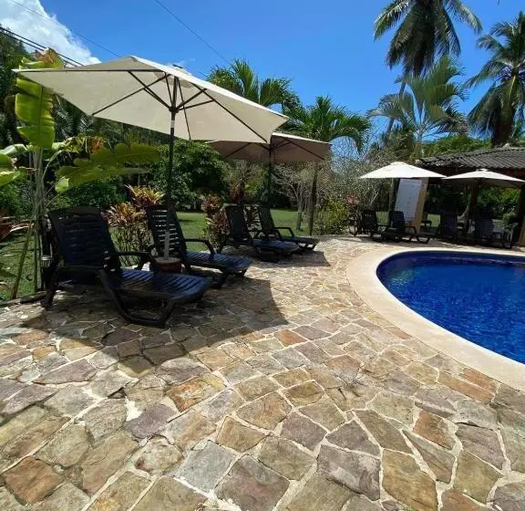 Hotelli Delfin Playa Bejuco