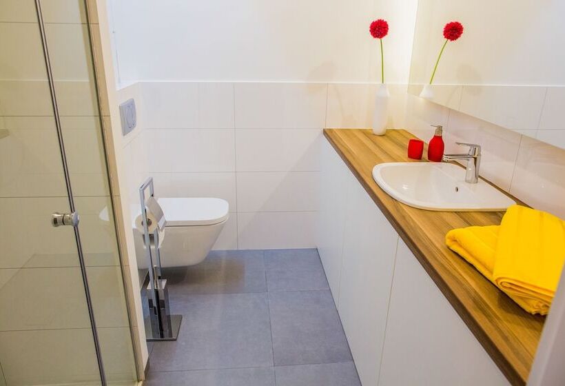 Mojito Apartments Angel Wings