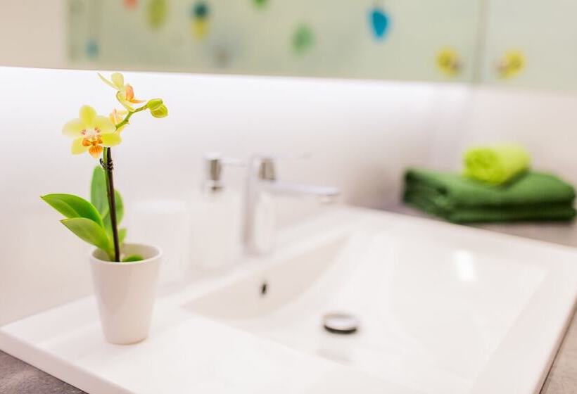 Mojito Apartments Angel Wings