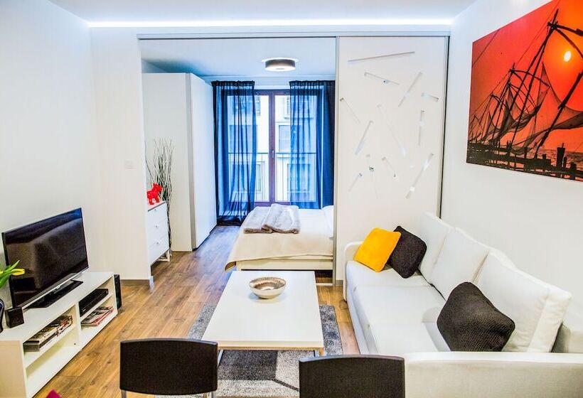 Mojito Apartments Angel Wings