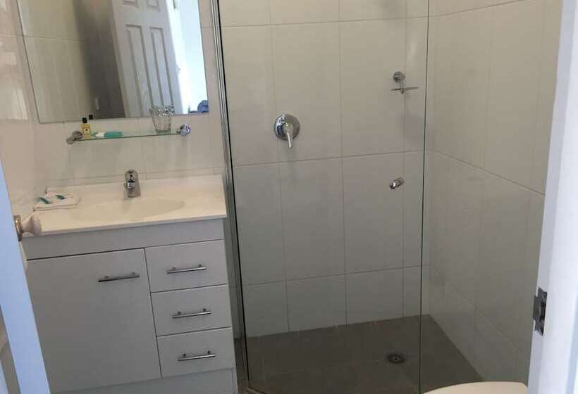 Mollymook Aquarius Apartments