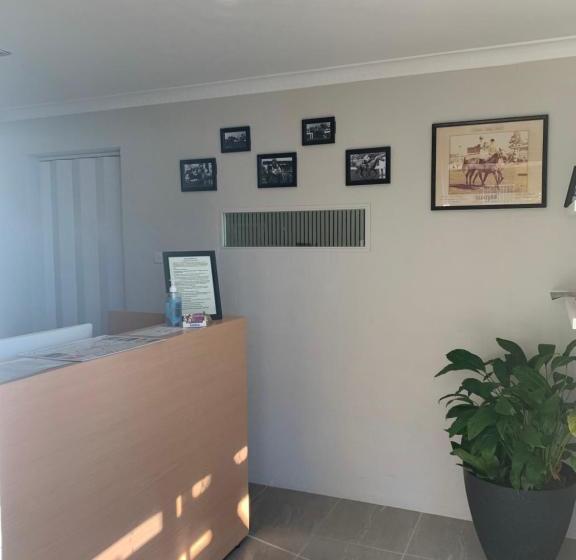 모텔 Gunsynd Motor Inn