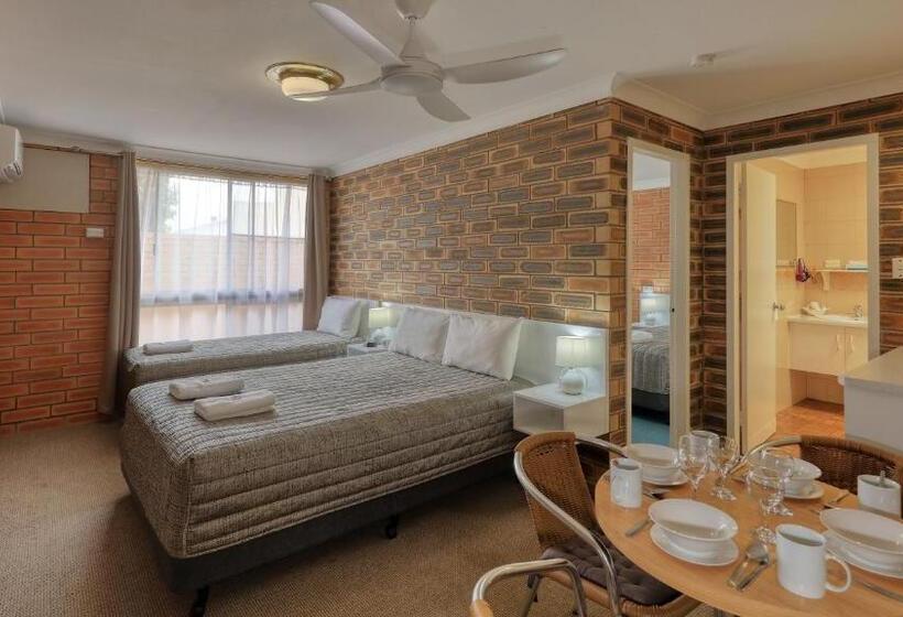 모텔 Gunsynd Motor Inn