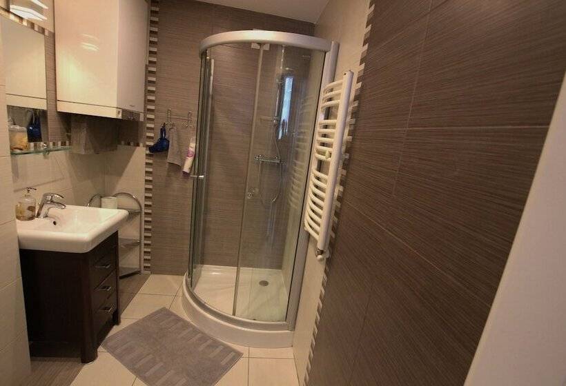 Rainbow Apartments 2