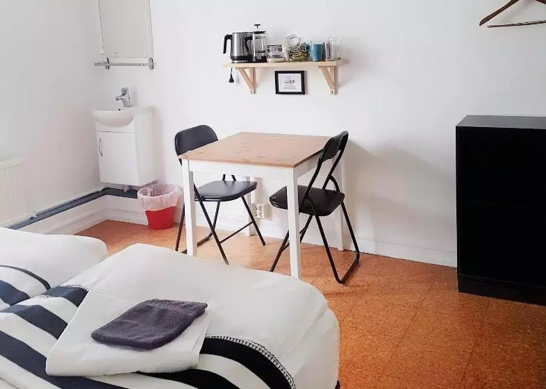 هاستل Refurinn Reykjavik Guesthouse