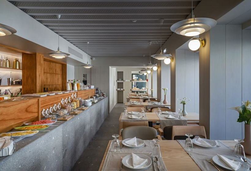 تختخواب و صبحانه Porta Nova Collection House