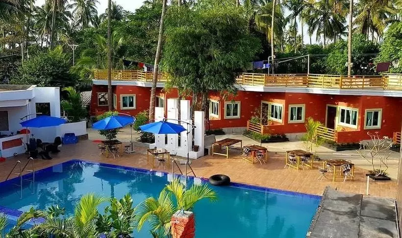 هتل Blue Water Resort