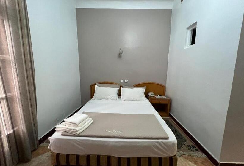 هتل Le Cheval Blanc