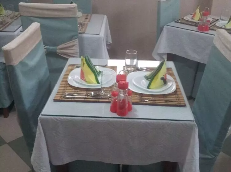 هتل Le Cheval Blanc