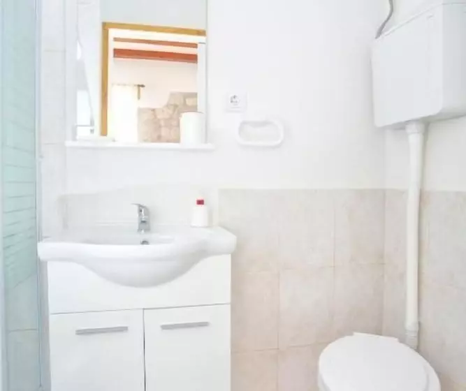 Majatalo Guesthouse Trogir Proto Free Parking