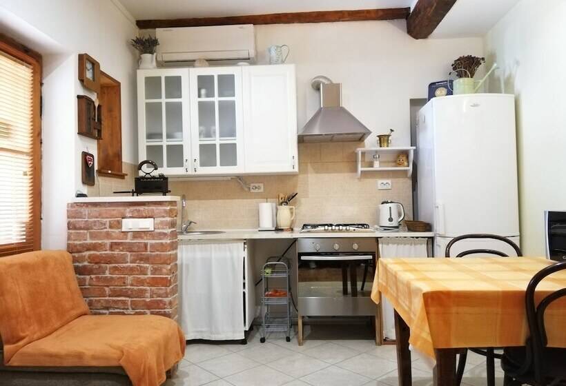 Pensió Guesthouse Trogir Proto