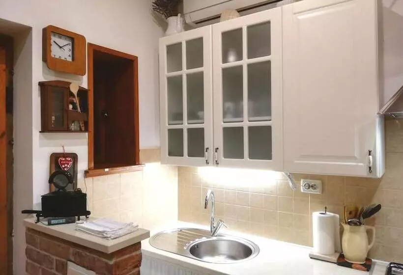 Majatalo Guesthouse Trogir Proto Free Parking