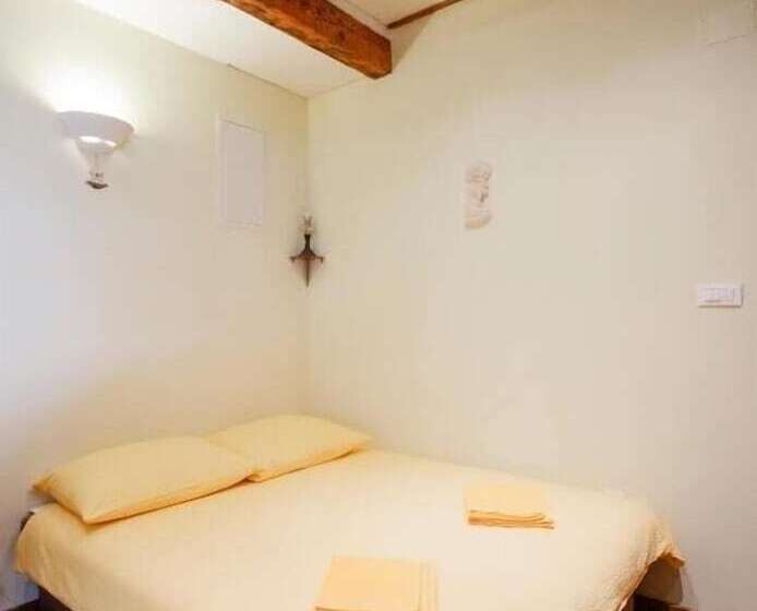 Pensió Guesthouse Trogir Proto