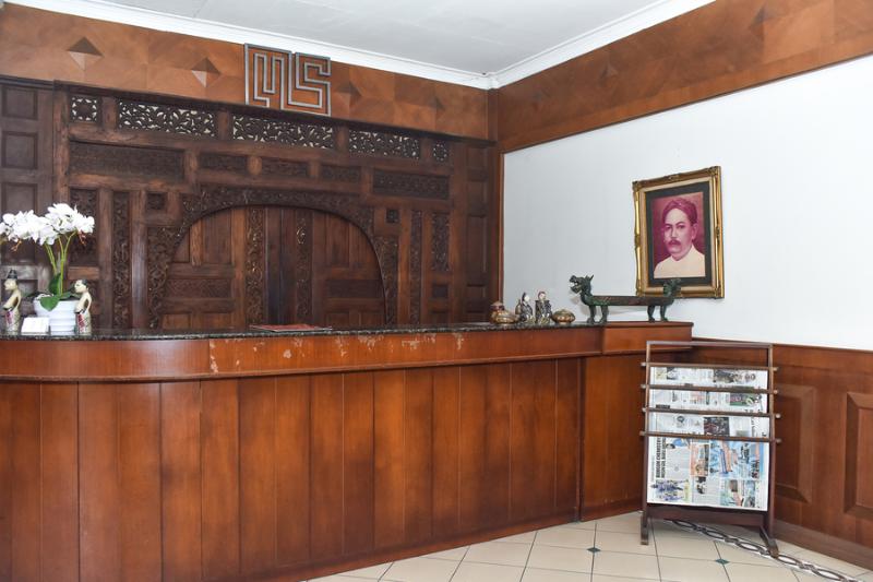 بنسيون Reddoorz Near Kampung Warna Warni