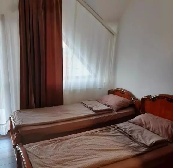 Majatalo Vila Fortuna Auri