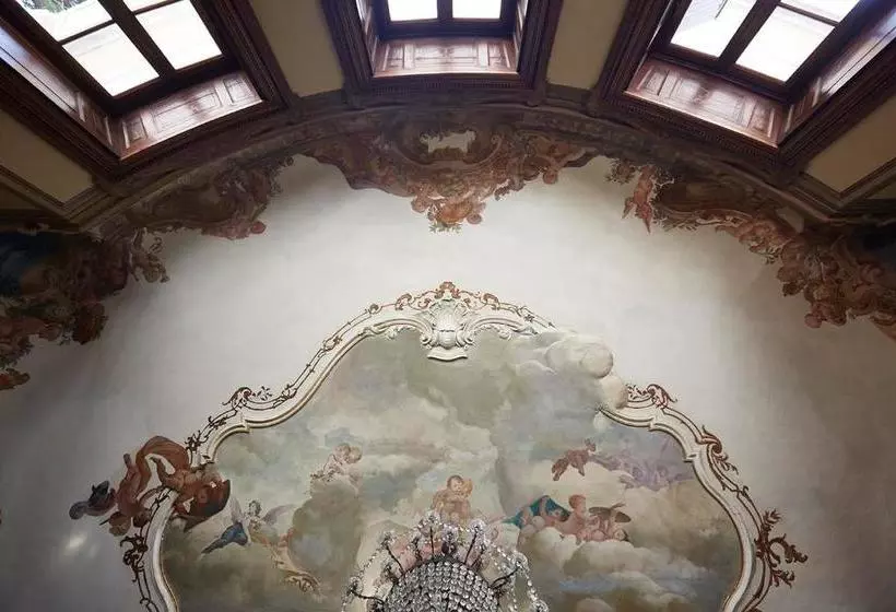 Pensió Villa Platamone
