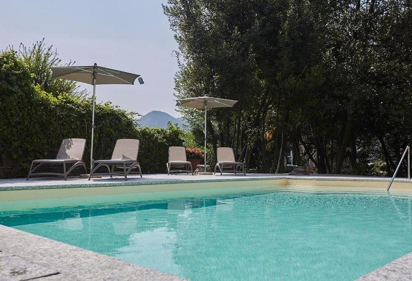 Panzió Villa Platamone