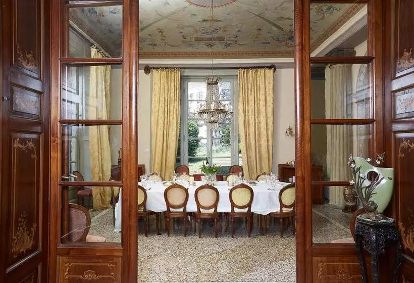Pensió Villa Platamone