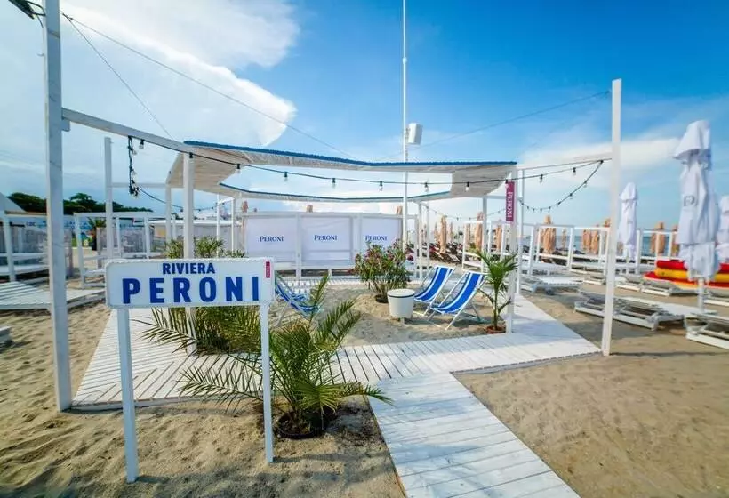 Riva Mamaia Beach Apart
