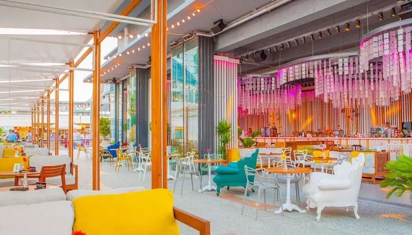 Riva Mamaia Beach Apart