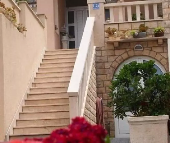 Agava Apartments Begic