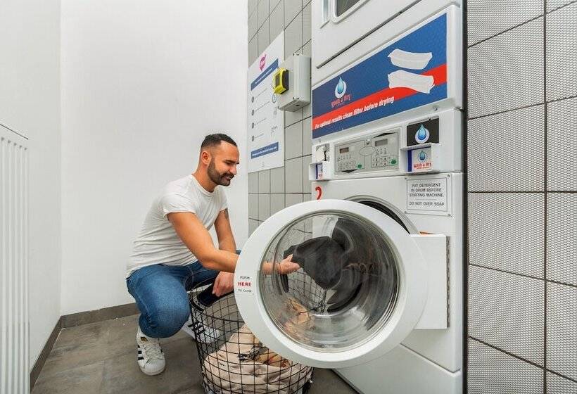 فندق صغير a&o Budapest City