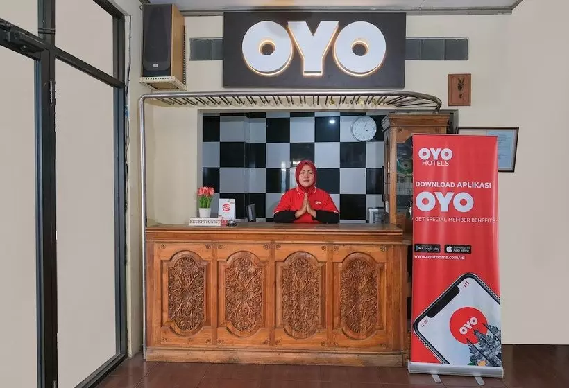 هاستل Army Look Syariah By Oyo Rooms