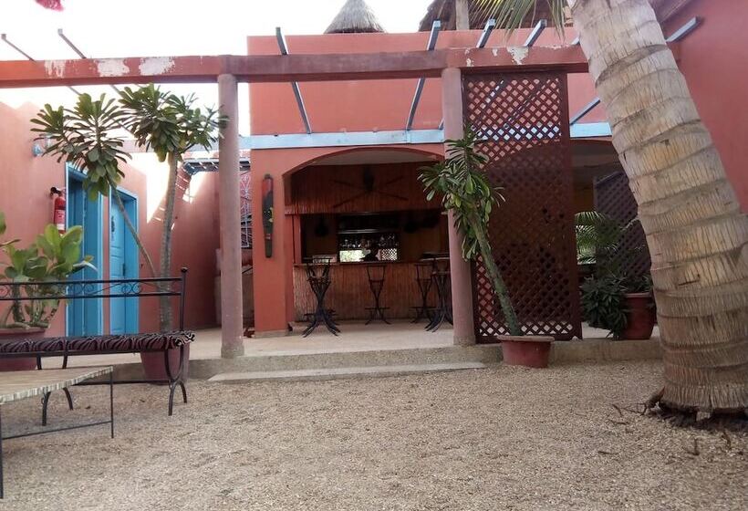 هتل Joal Lodge