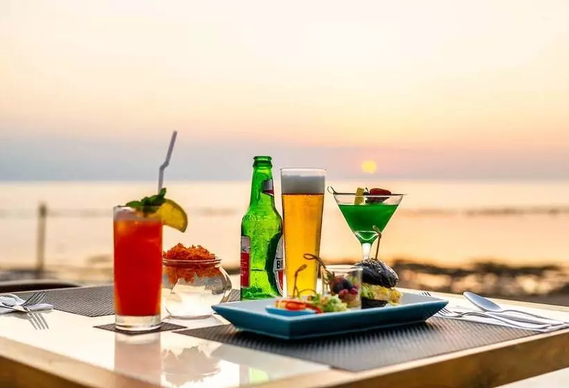 هتل Lovina Beach Club & Resort