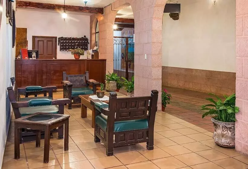 ホテル Posada El Fuerte San Miguel