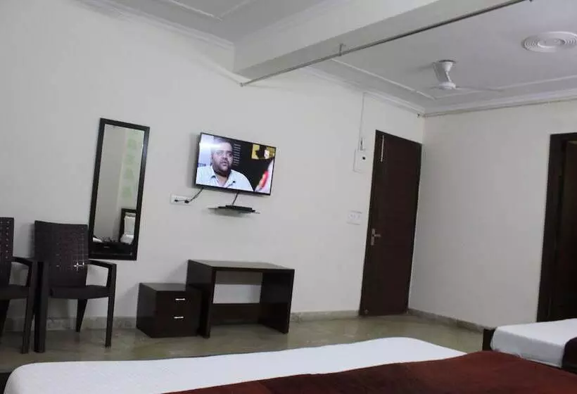 ホテル South Delhi Inn