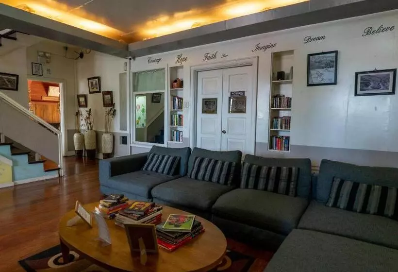 Old Orangewood Bed & Breakfast
