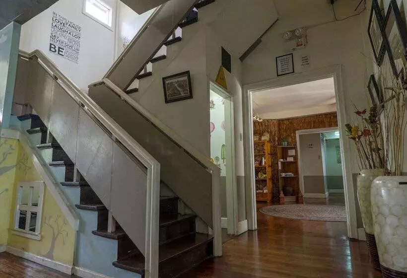 Old Orangewood Bed & Breakfast