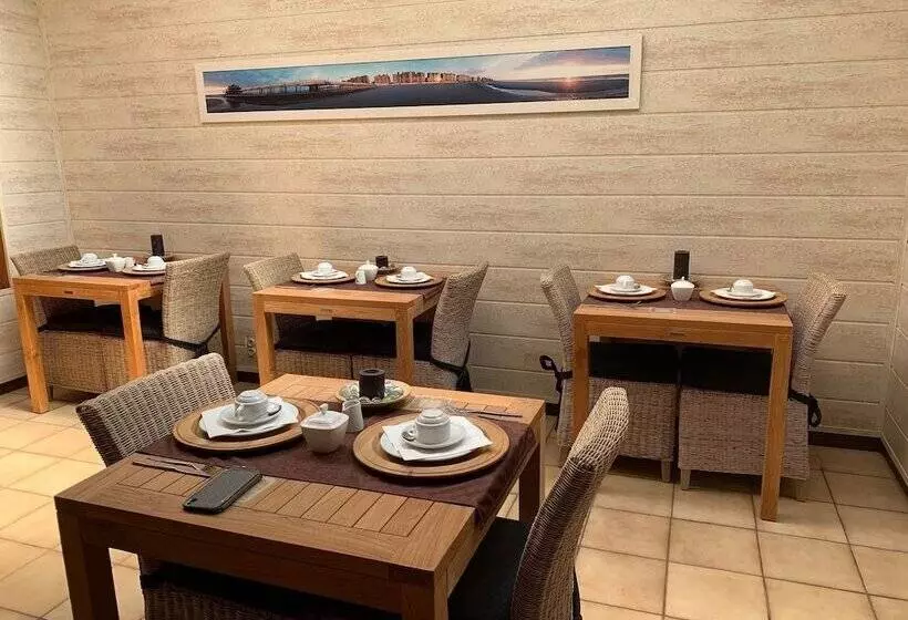 تختخواب و صبحانه Casa Chico