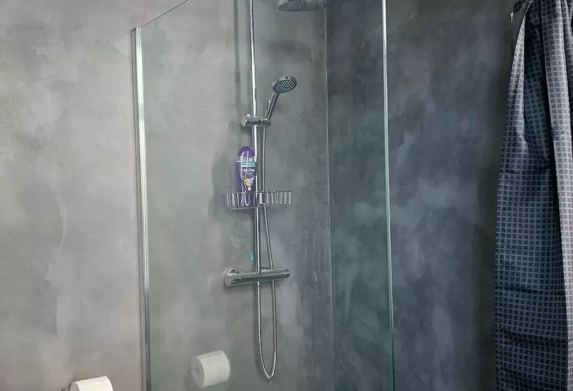 تختخواب و صبحانه Casa Chico