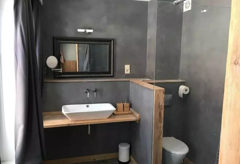 تختخواب و صبحانه Casa Chico