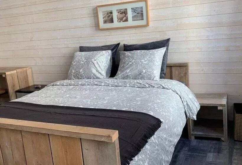 تختخواب و صبحانه Casa Chico