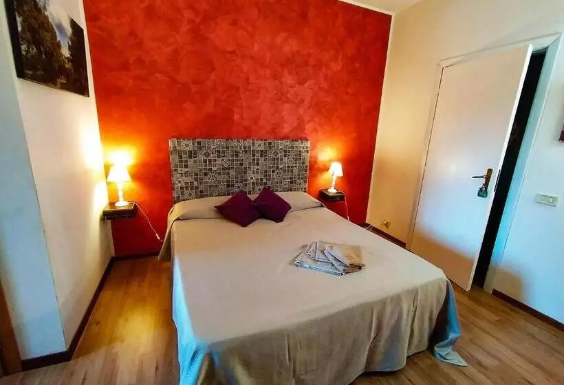 Aamiaismajoitus (B&B) Milazzo Port Rooms