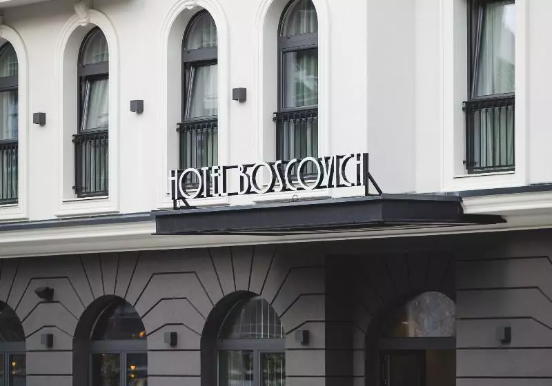 هتل Boscovich Boutique