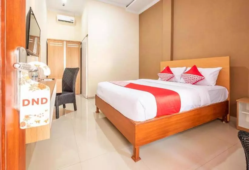 ホテル D' Exclusive By Oyo Rooms