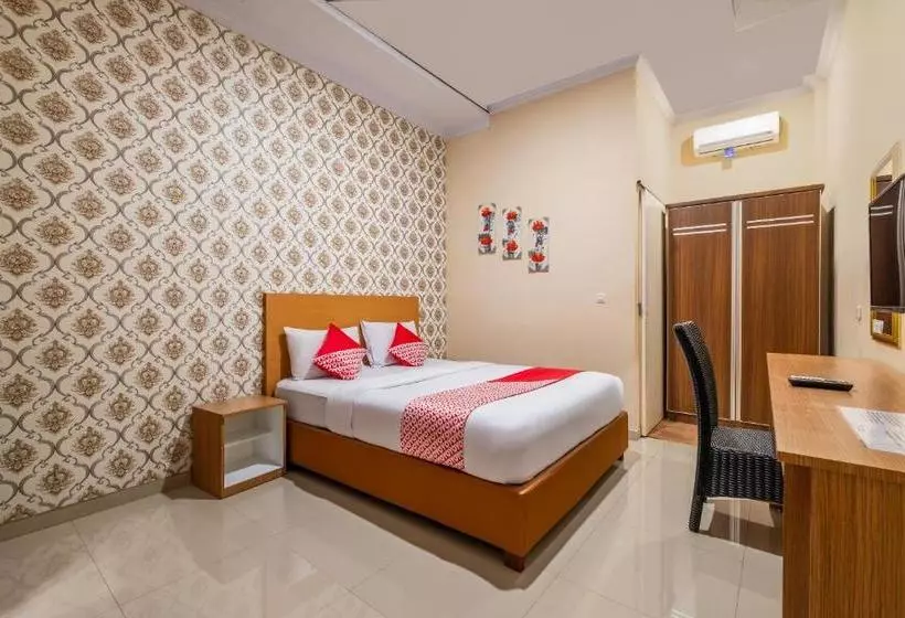 ホテル D' Exclusive By Oyo Rooms