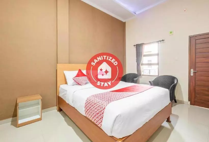 ホテル D' Exclusive By Oyo Rooms