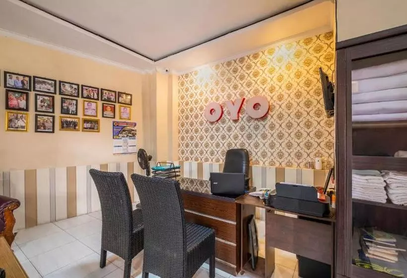 ホテル D' Exclusive By Oyo Rooms