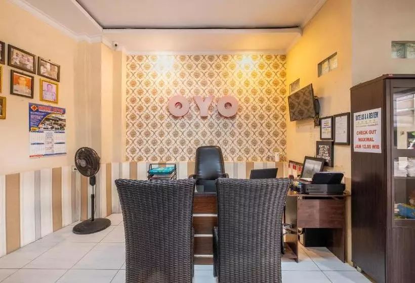 ホテル D' Exclusive By Oyo Rooms